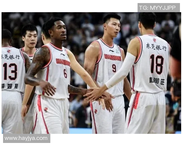 武汉篮球队中路突破战术解析与球队发展前景展望