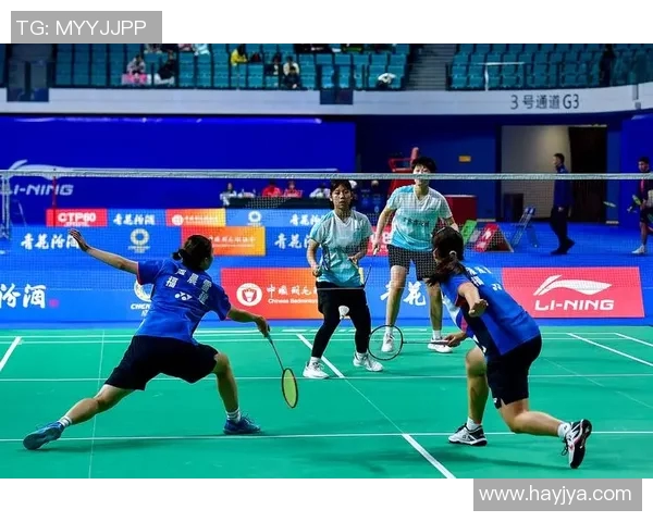 武汉羽毛球队荣登羽毛球团队协作排行榜第一名展现卓越团队精神与实力