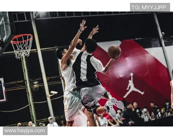 精彩对决KiwiGardner与吴悠的篮球巅峰对抗赛即将上演 精彩对决KiwiGardner与吴悠的篮球巅峰对抗赛即将上演