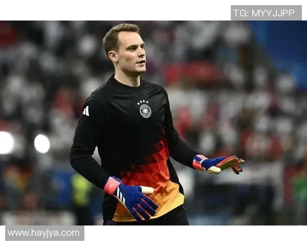 诺伊尔：守护球门的传奇门将与他不凡的职业生涯回顾